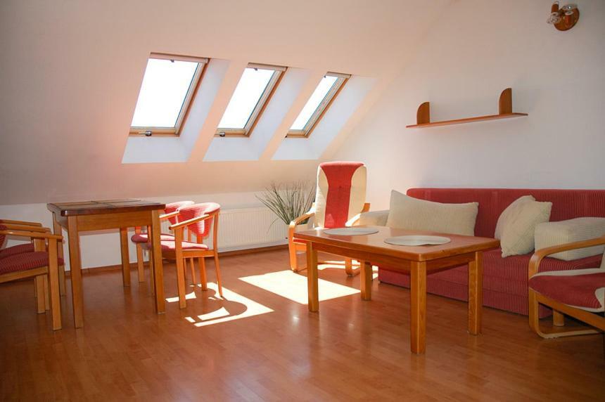 Lawer Apartman Rewal Kültér fotó